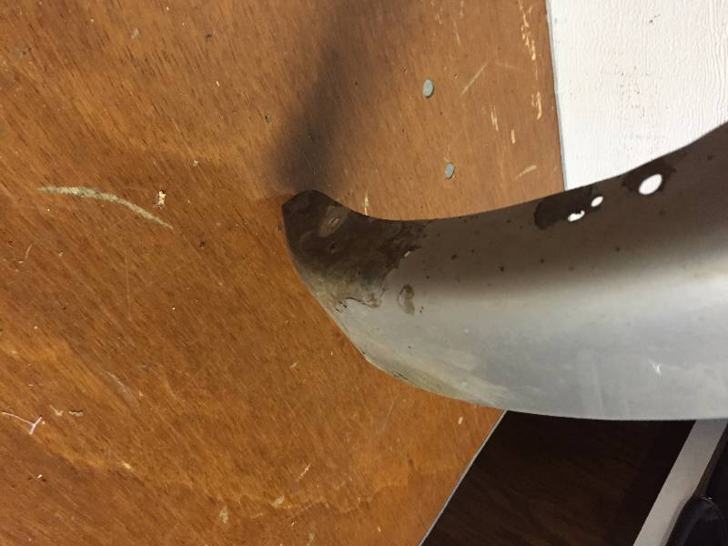 lot 26 image: DODGE RAM 1500 DRIVERS SIDE FRT FENDER