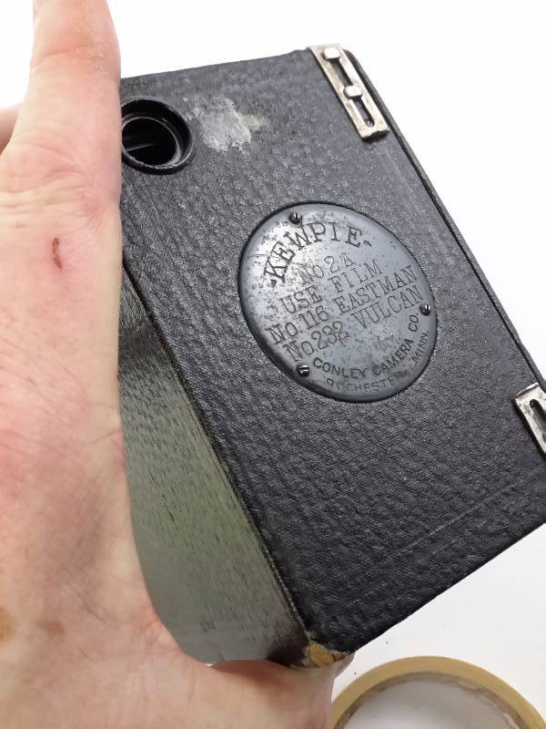 lot 44 image: KEWPIE Kodak Camera