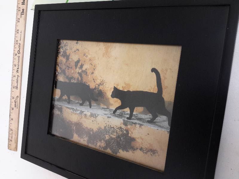 lot 39 image: Misc. pictures and posters as pictured