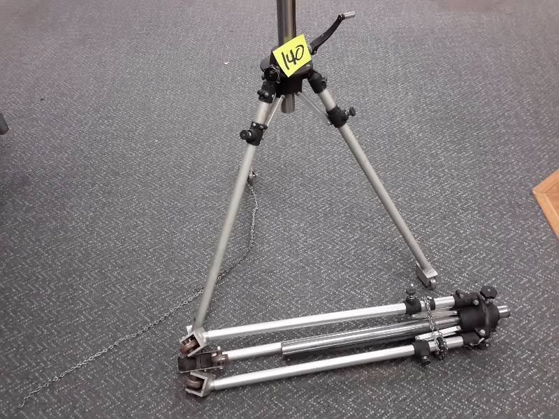 lot 140 image: 2 Heavy Duty Tripods