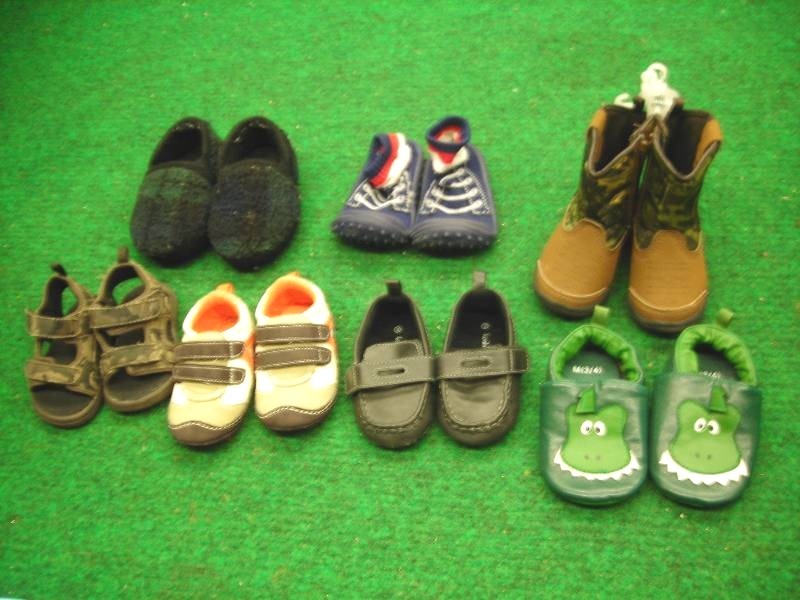 lot 2 image: 6-Pair Shoes, Sandals, Loafers, 1-Pair Boots (size 34)