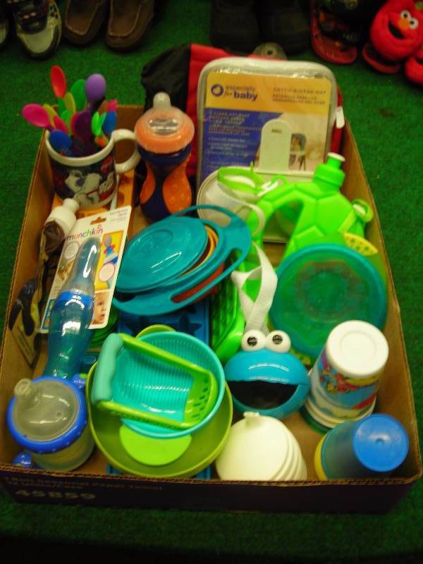 lot 35 image: Food Masher Bowl, Feeding Spoons, Sippy Cups, Treat Containers