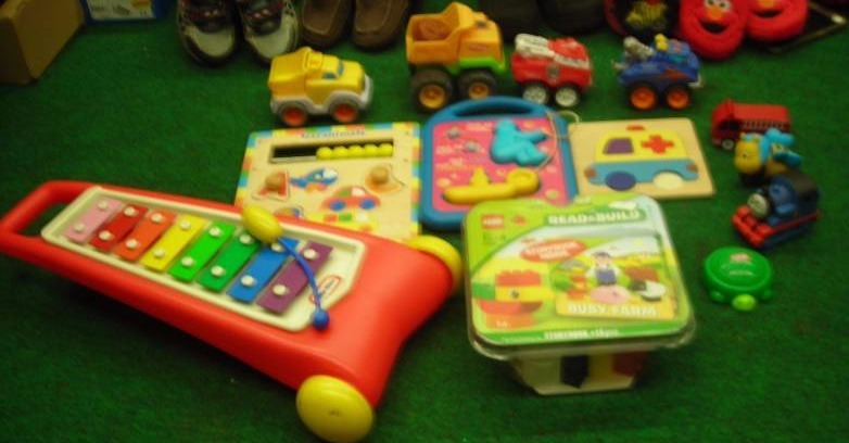 lot 40 image: Little Tikes Xylophone, Trucks, Toys