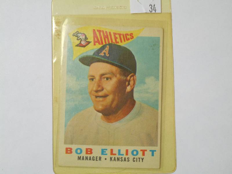 lot 34 image: 1960 Topps Vintage Baseball Card, B...