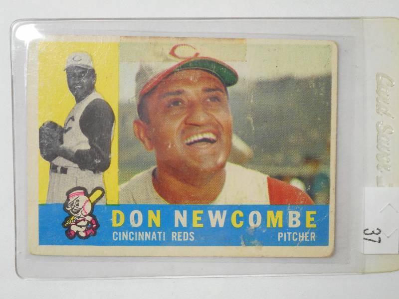 lot 37 image: 1960 Topps Vintage Baseball Card, D...