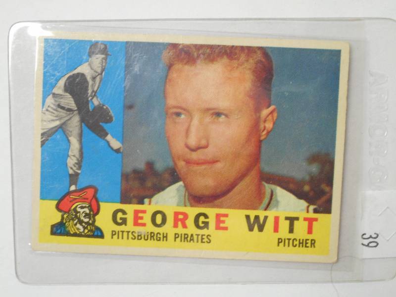 lot 39 image: 1960 Topps Vintage Baseball Card, G...