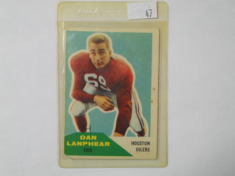 lot 47 image: 1960 Fleer Vintage Football Card, D...