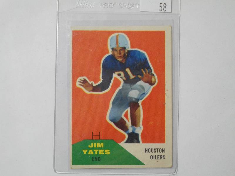 lot 58 image: 1960 Fleer Vintage Football Card, J...