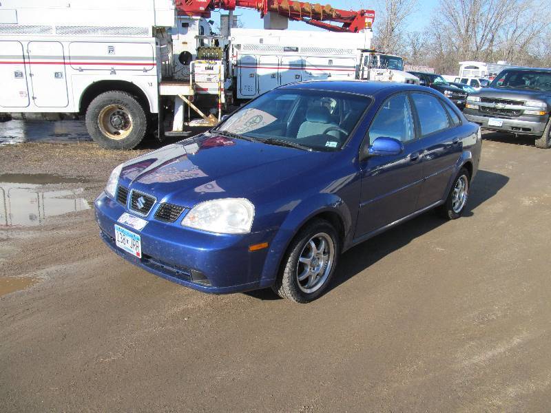 2005 Suzuki Forenza