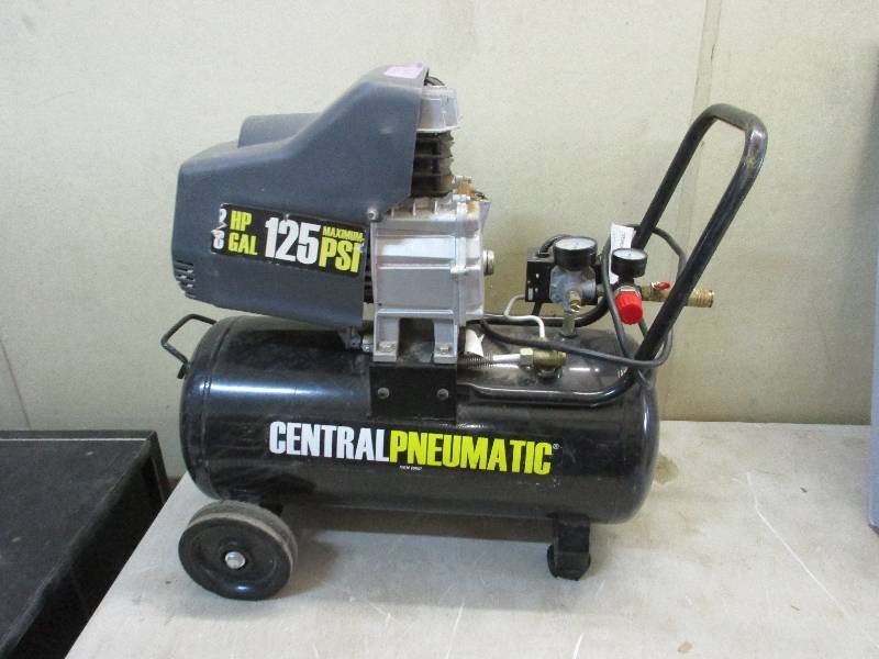 Air compressor