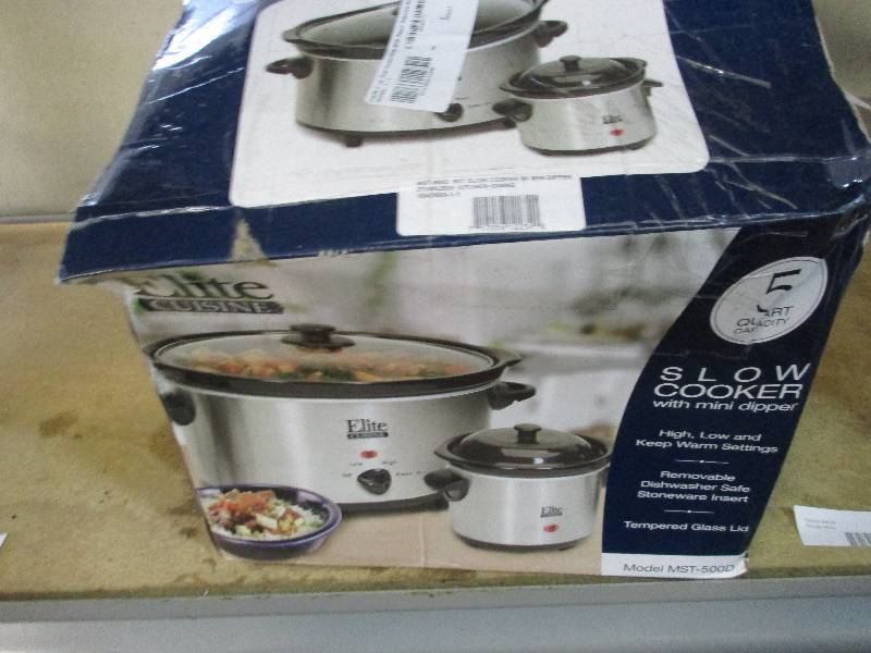 Slow cooker