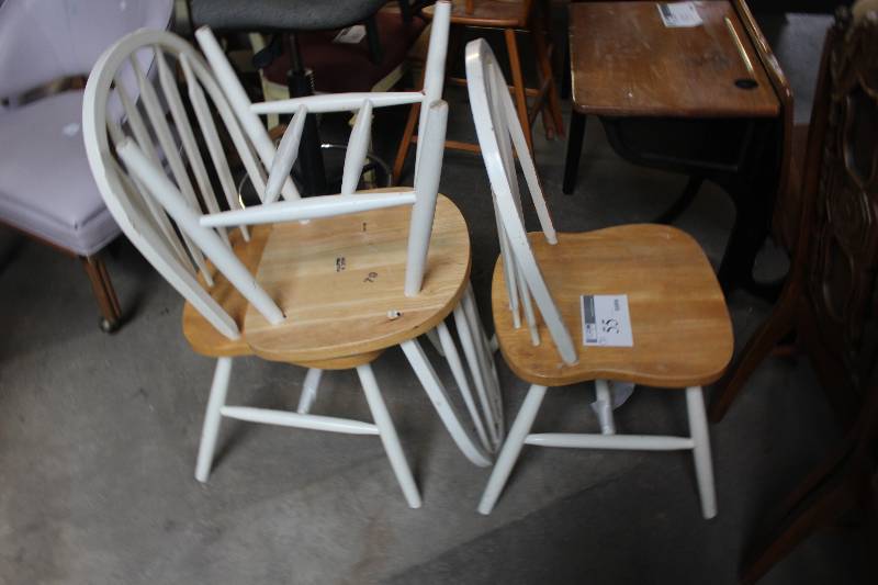 lot 55 image: Lot of (3) Chairs