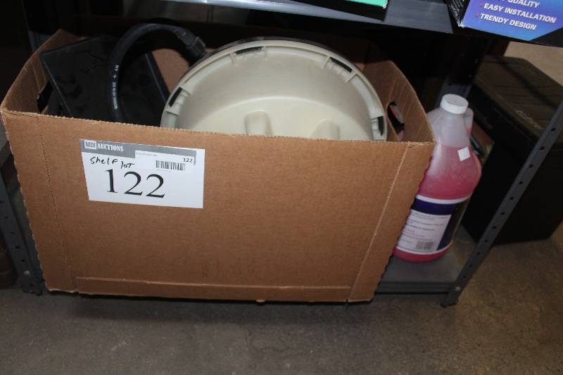 lot 122 image: Shelf Lot of Stanley Steamer