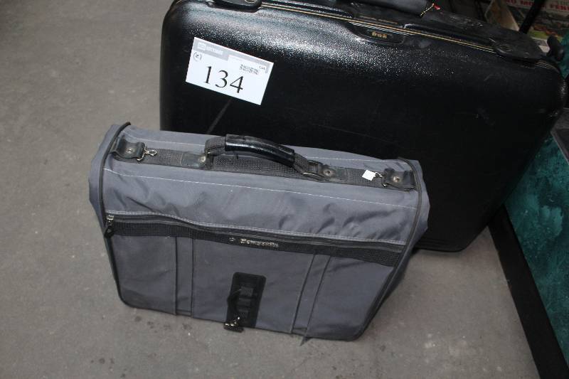 lot 134 image: Lot of (2) Luggage