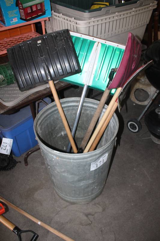 lot 171 image: Lot of (5) Snow Shovels and Can