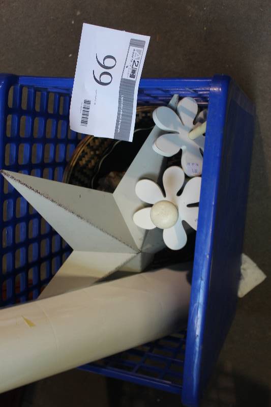 lot 99 image: Box Lot of Decorations
