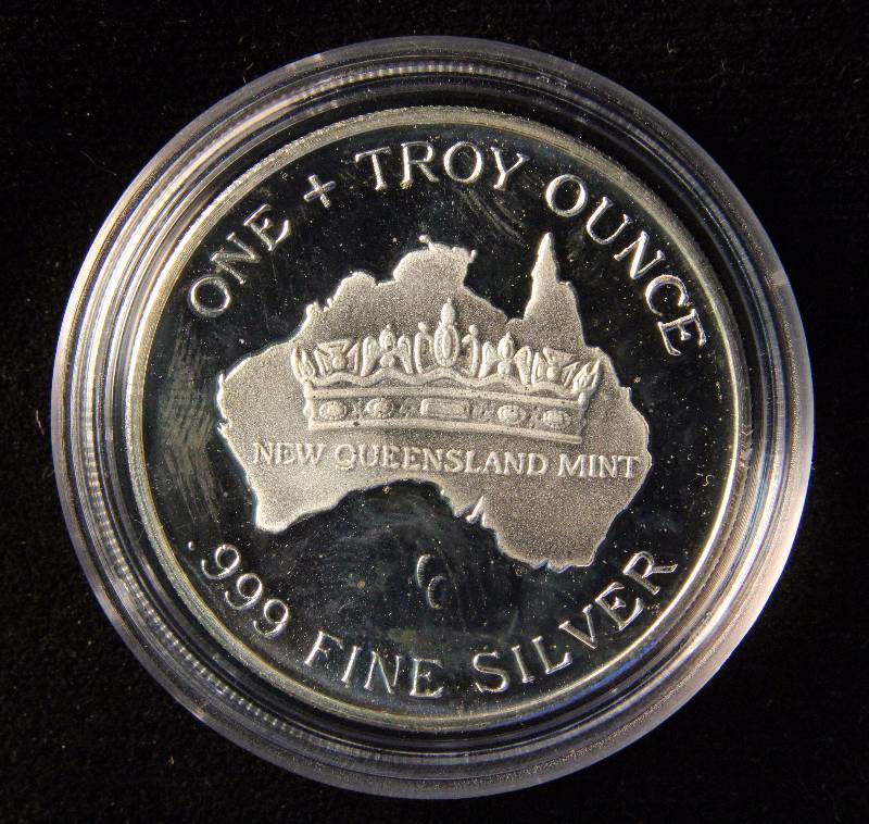 1989 AUSTRALIAS TEDDY BEAR 1 TROY OZ. .999 FINE SILVER IN AIRTITE HOLDER