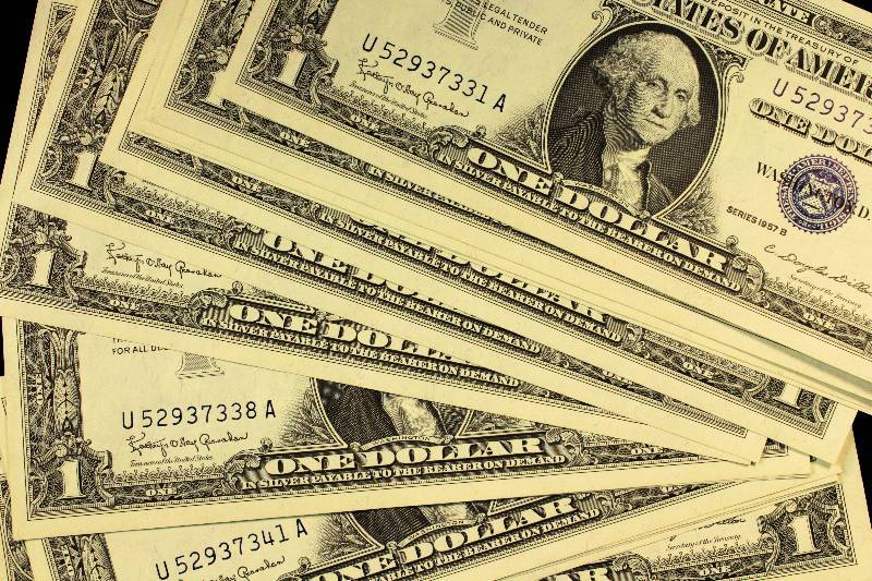 22 CONSECUTIVE SERIAL NUMBERED 1953-B BLUE SEAL US $1 SILVER CERTIFICATES CRISP-UNC