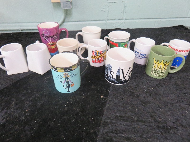 lot of coffee cups