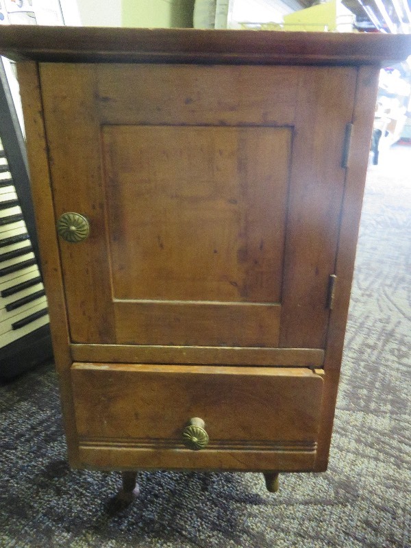 Small wood end table-needs work
