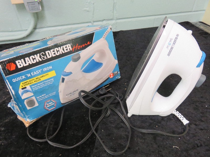 Black and Decker Iron