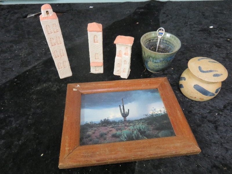 Southwestern dcor lot