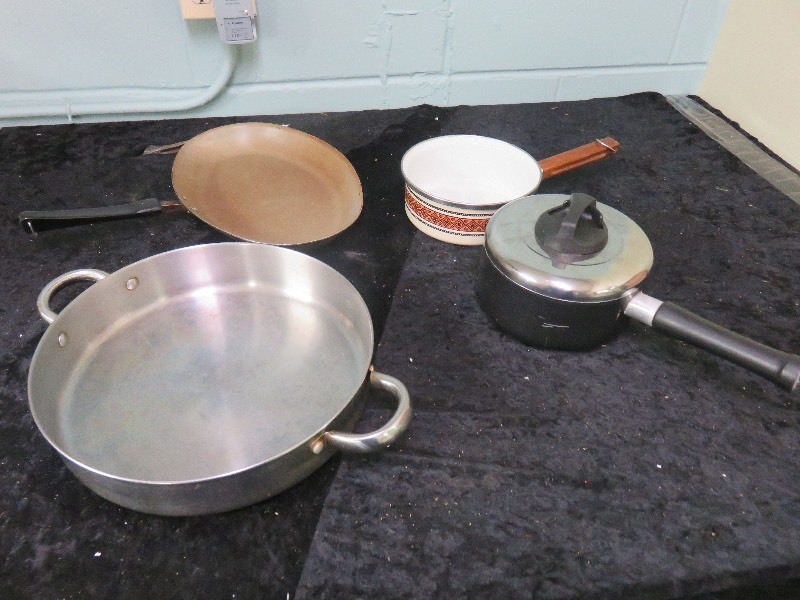 Kitchen lot