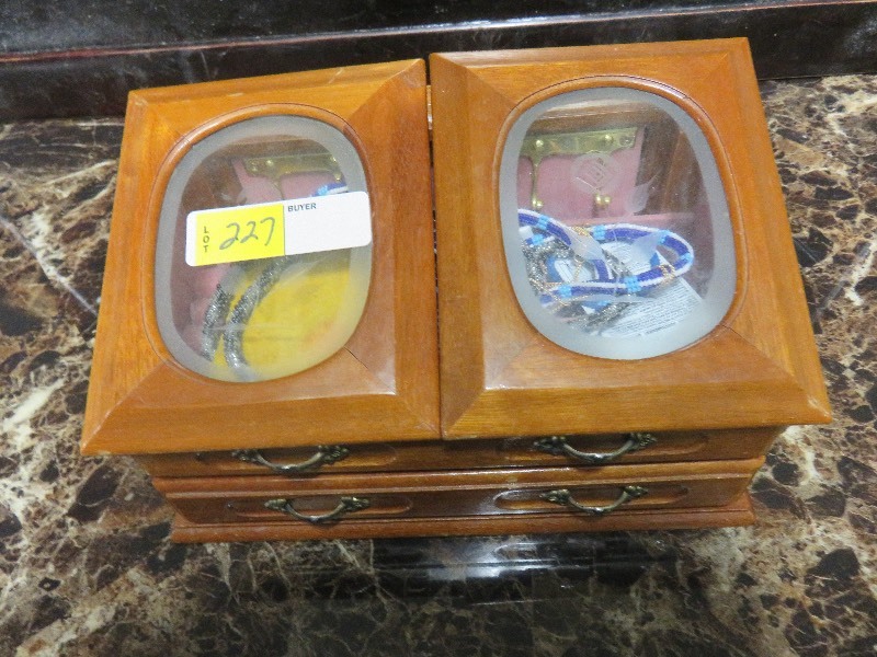 small jewelry box