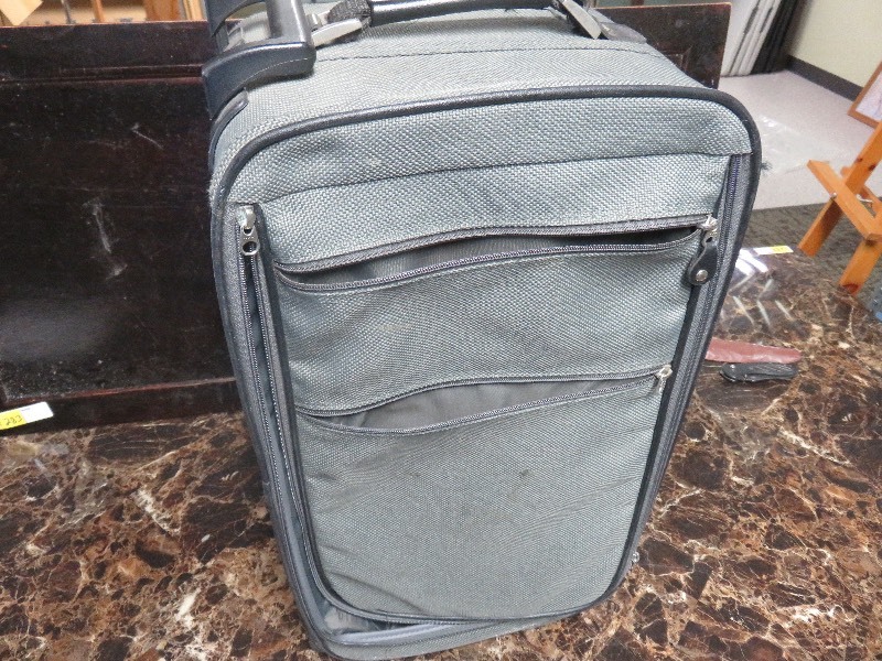 Samsonite rolling suitcase