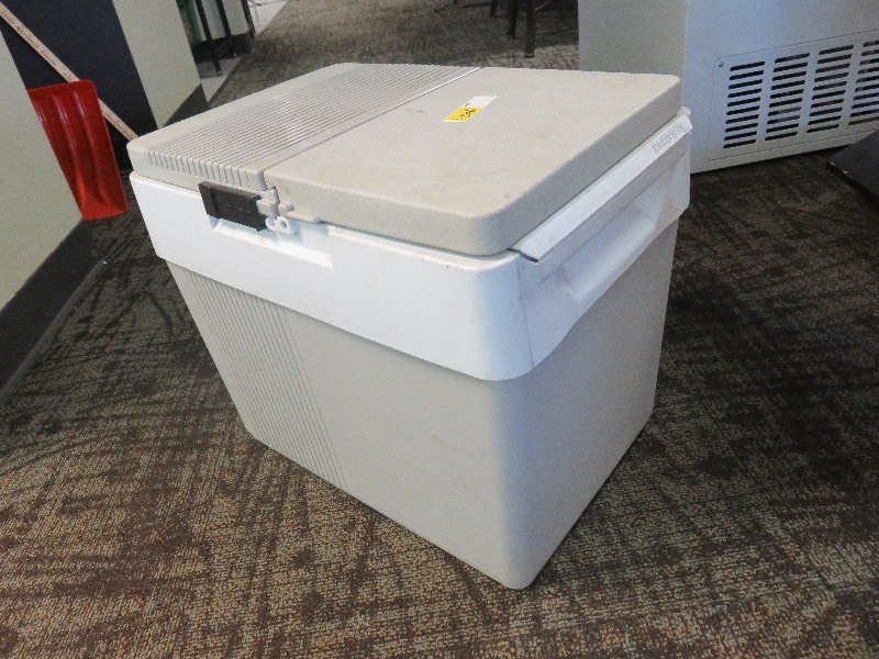 Koolatron electric cooler