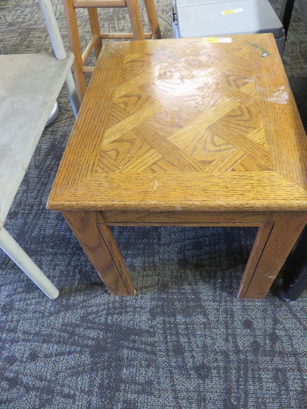 Small wood end table-needs work
