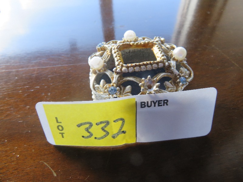 vintage trinket box