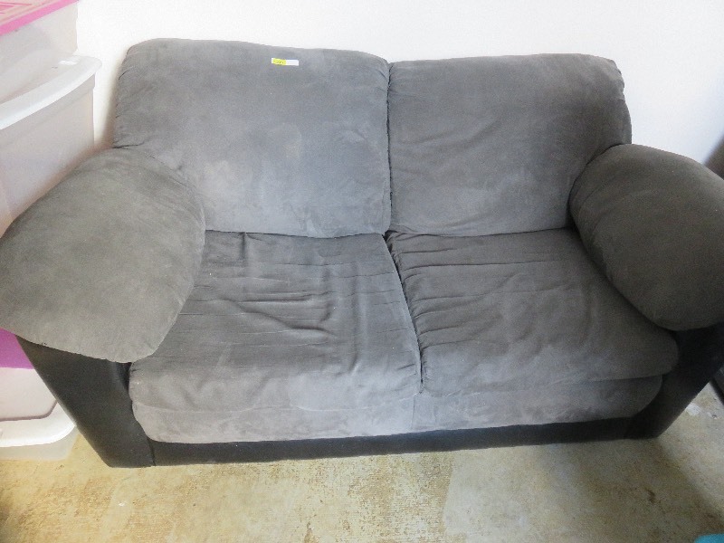 loveseat
