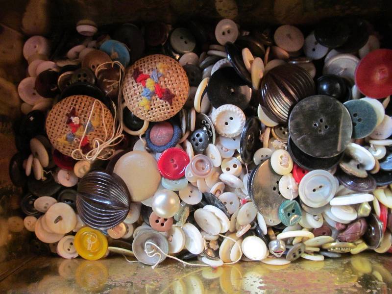 Button Container