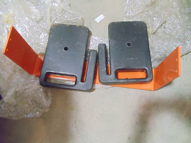 lot 43 image: NEW Arierns 915 Series EZ Turn Rear Weights Set 71500700