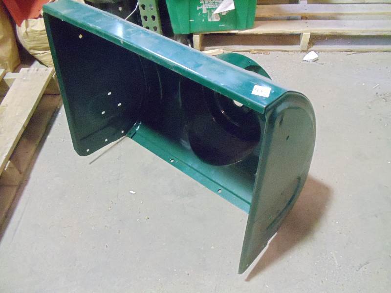lot 48 image: NEW 26 in Snow Blower Housing Green