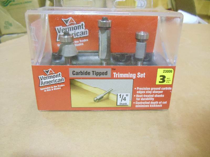 lot 58 image: NEW Vermont American 3 pc Router Trimming Set Carbide Tipped 1  4 in shank 23006