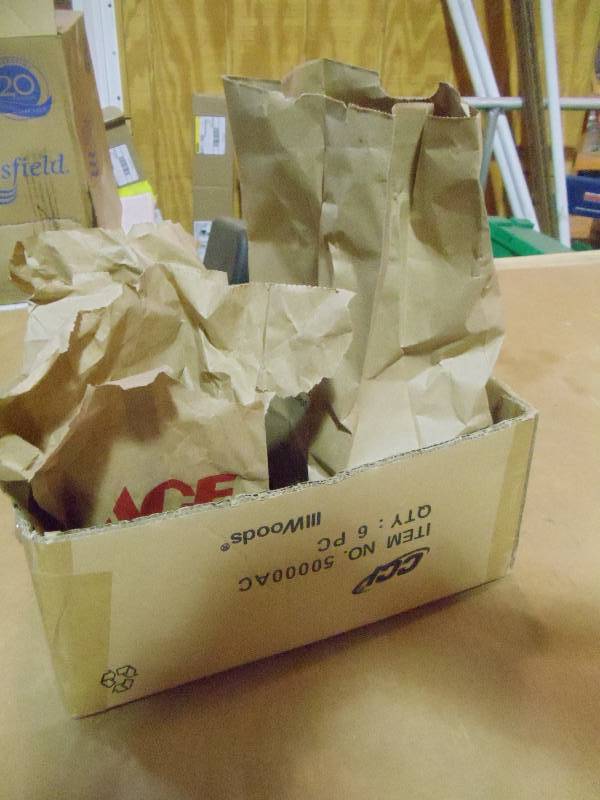 lot 81 image: NEW Large Lot Misc Wire Nuts Various Sizes and Colors