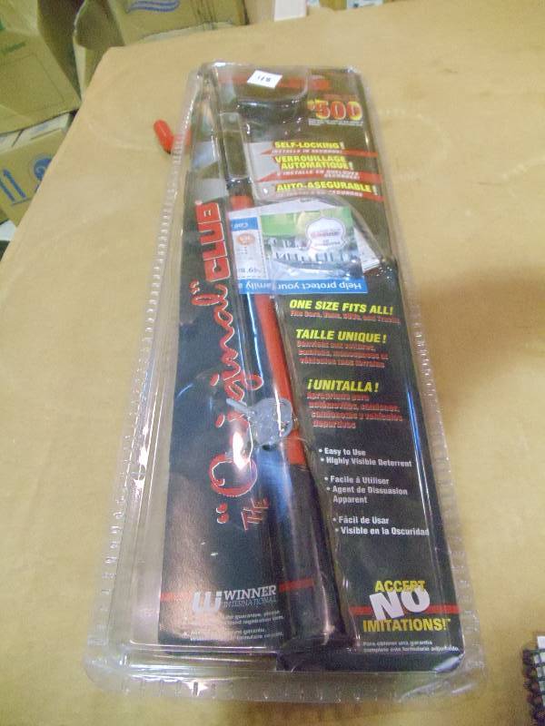 lot 118 image: NEW Original The Club Car Anti Theft Device