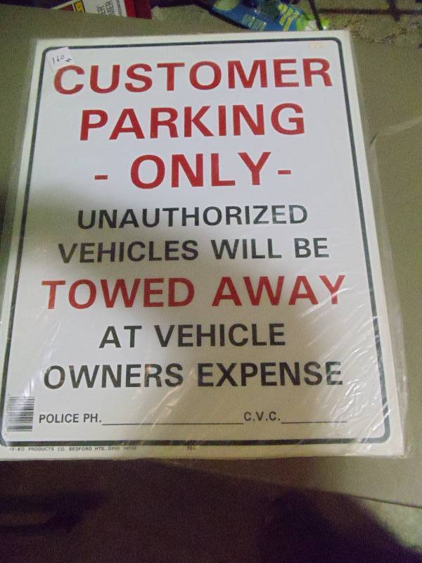 lot 160 image: NEW Qty 4 Plastic Customer Parking Only Others Towed Signs
