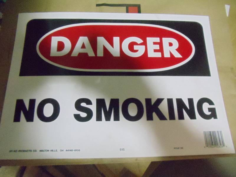 lot 166 image: NEW No Smoking Sign Plastic