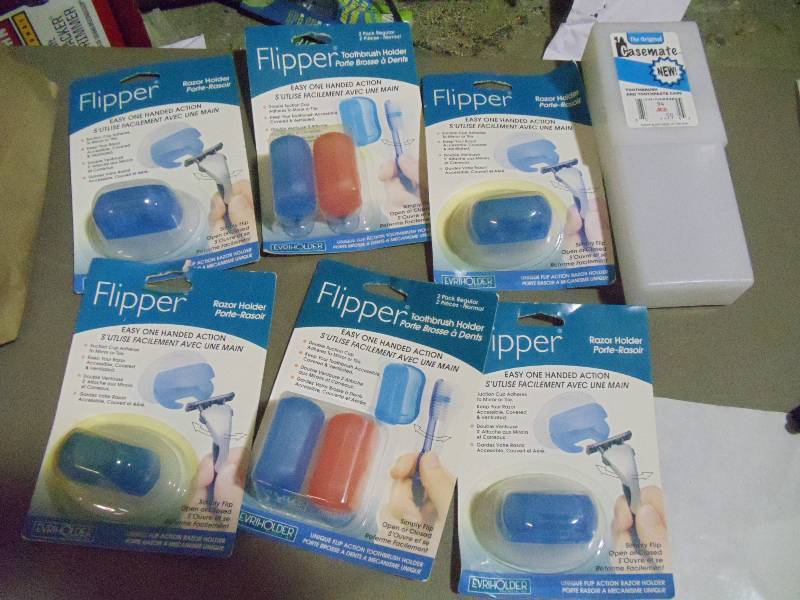 lot 209 image: New Lot Approx 6 Toothbrush and Razor Travel Holders