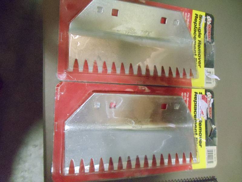 lot 231 image: NEW Qty 2 Shingle Remover Replacement Blades