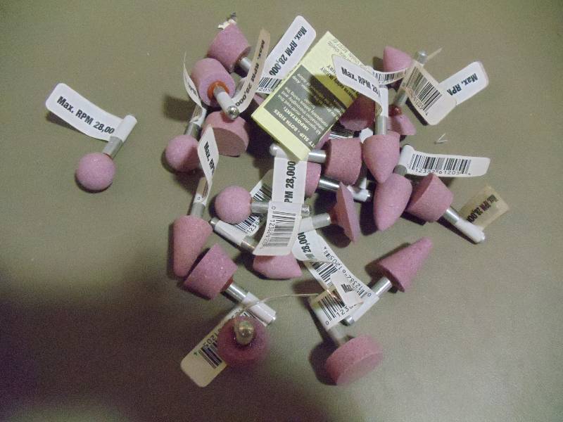 lot 259 image: NEW Lot est 25 Pcs Grinding Bits  Stones
