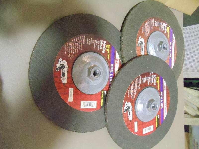 lot 267 image: NEW Qty 3 Steel and Metal Grinding Discs 9 in