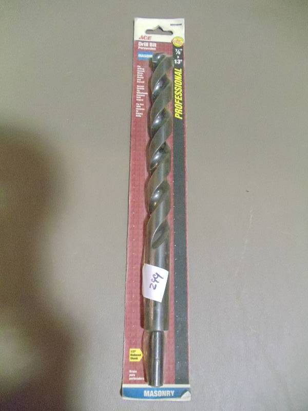 lot 299 image: NEW Masonary Drill Bit 13 in x 7  8 in 1  2 in Reduced Shank