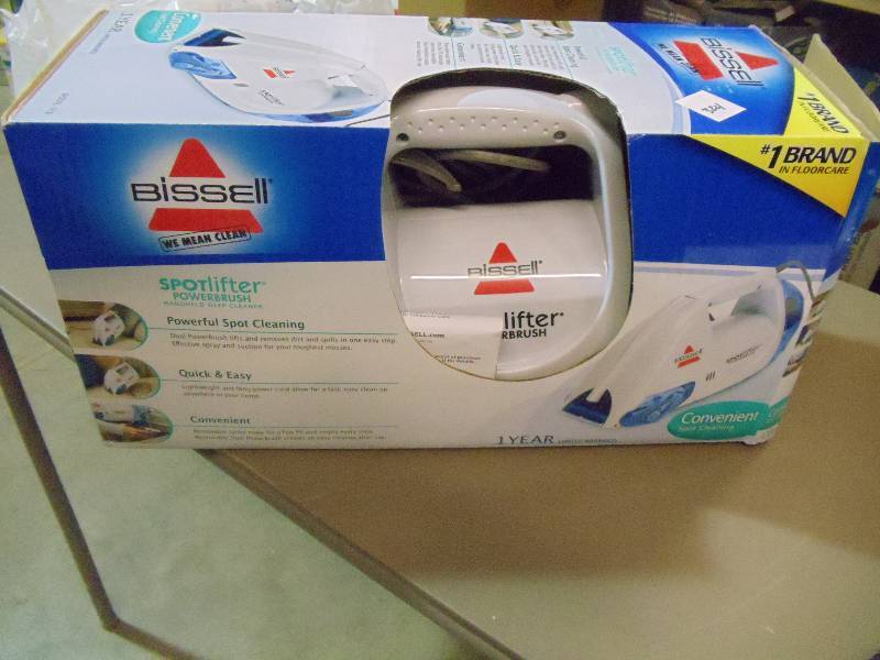 lot 324 image: NEW Bissel Powerlifter Handheld Carpet Cleaner Appears New