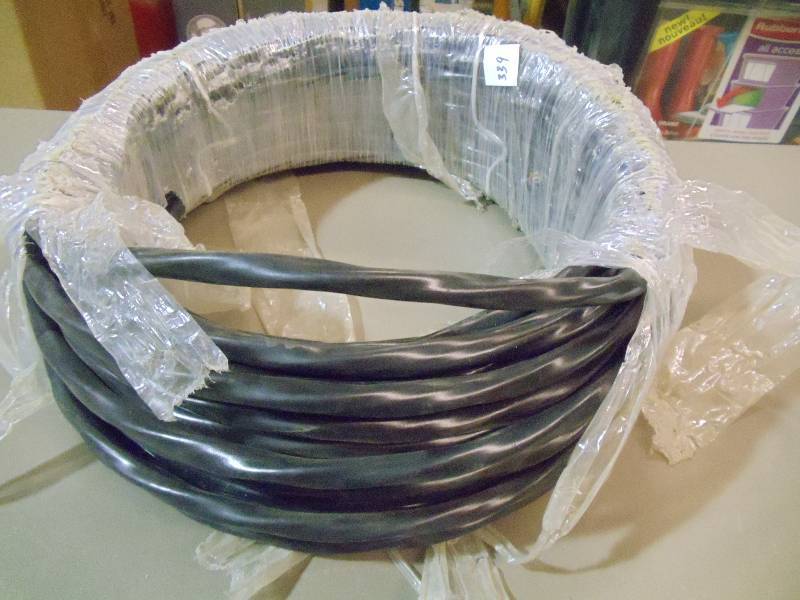 lot 339 image: NEW est 150 ft Electrical Wire 83 With Ground Non Metallic Sheathed Cable NM-B