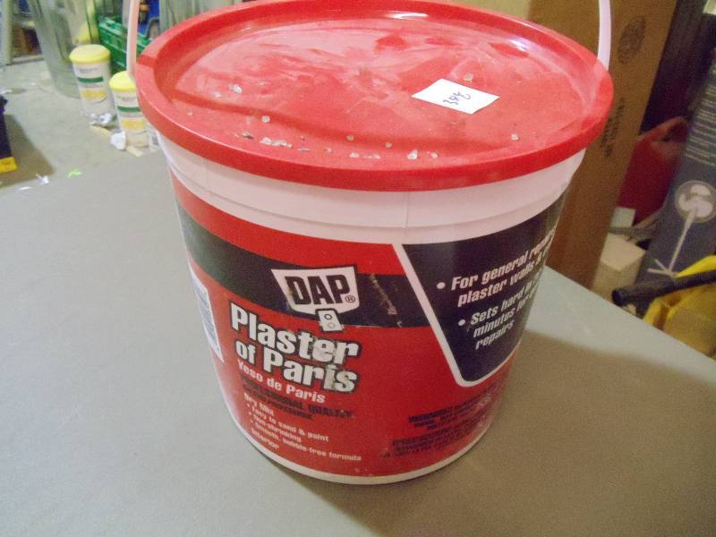 lot 388 image: NEW Bucket DAP Brand Plaster of Paris Dry Mix