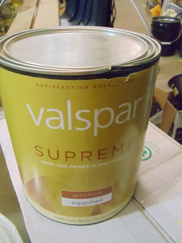 lot 396 image: New Qty 4 Gallons Valspar Supreme Paint, White, Eggshell. NOTE 1 Can Burst Open and Spilled On Others. 3 GOOD CANS